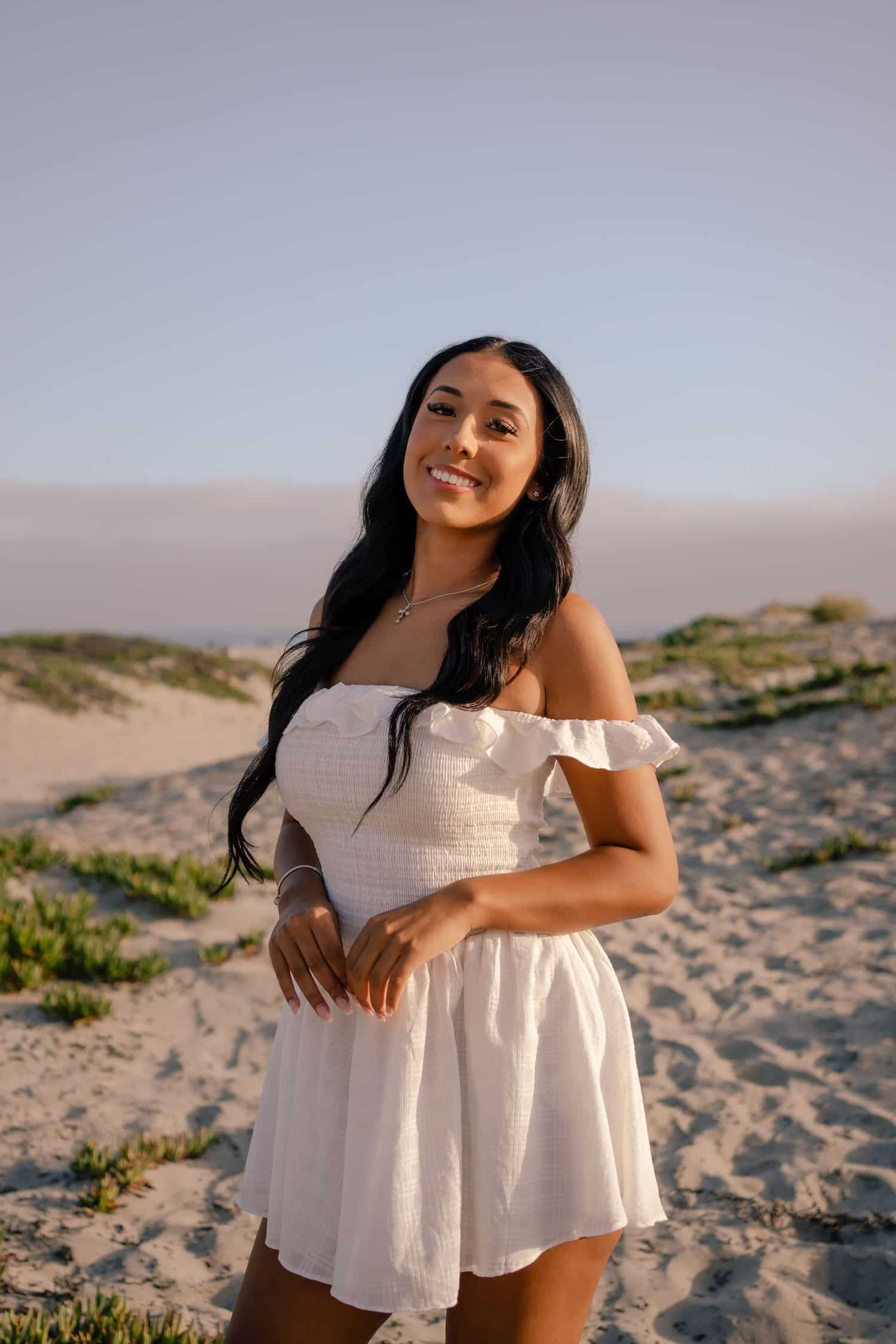 Valerie Grad Session 050926 4 78823dc3 1500