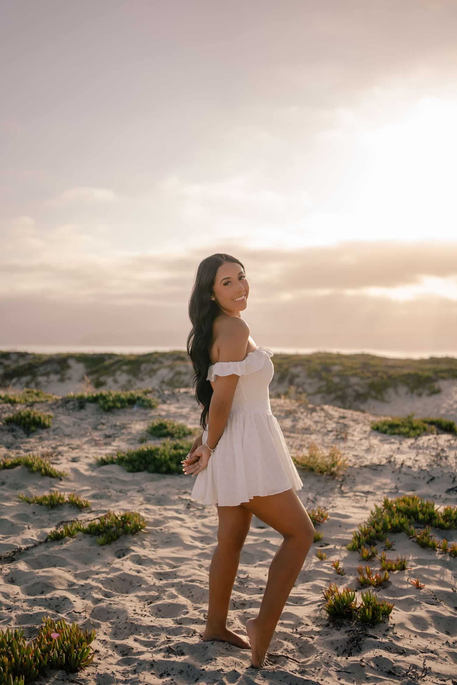 Valerie Grad Session 050926 13 d9477bd3 1500