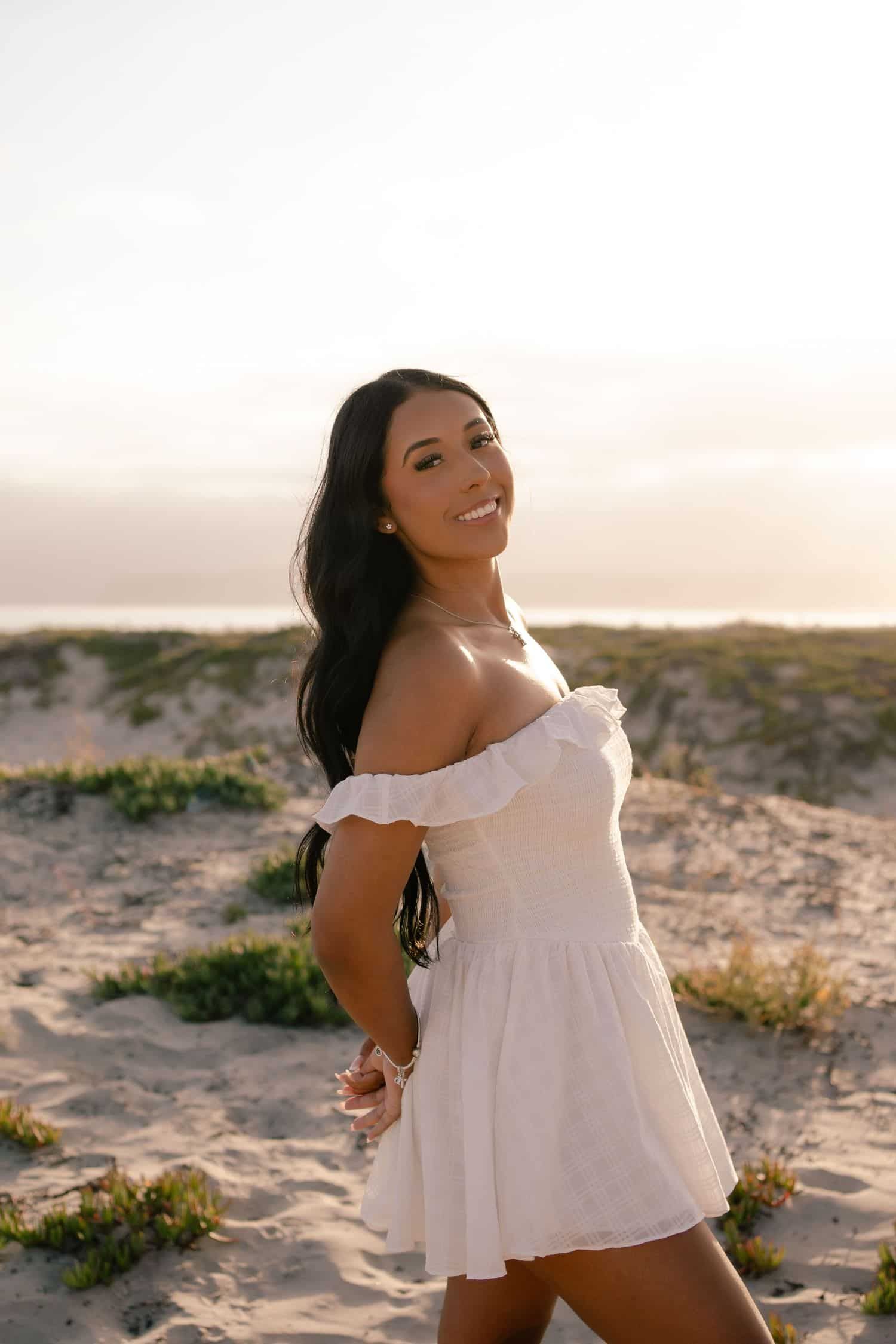 Valerie Grad Session 050926 12 8a35bf30 1500